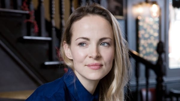 Gemma Hayes returns to the stage after a six-year break