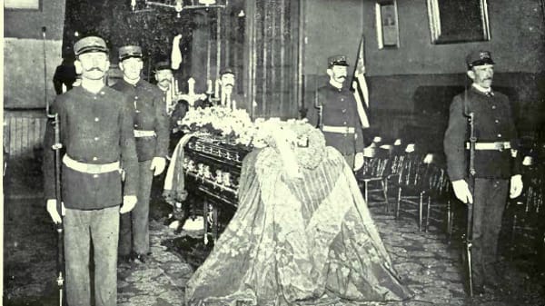 Eoghan Ó Gramhnaigh's casket in San Francisco in 1903